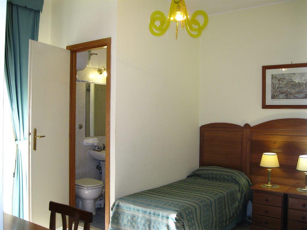 The Condottieri Rooms Рим Екстер'єр фото
