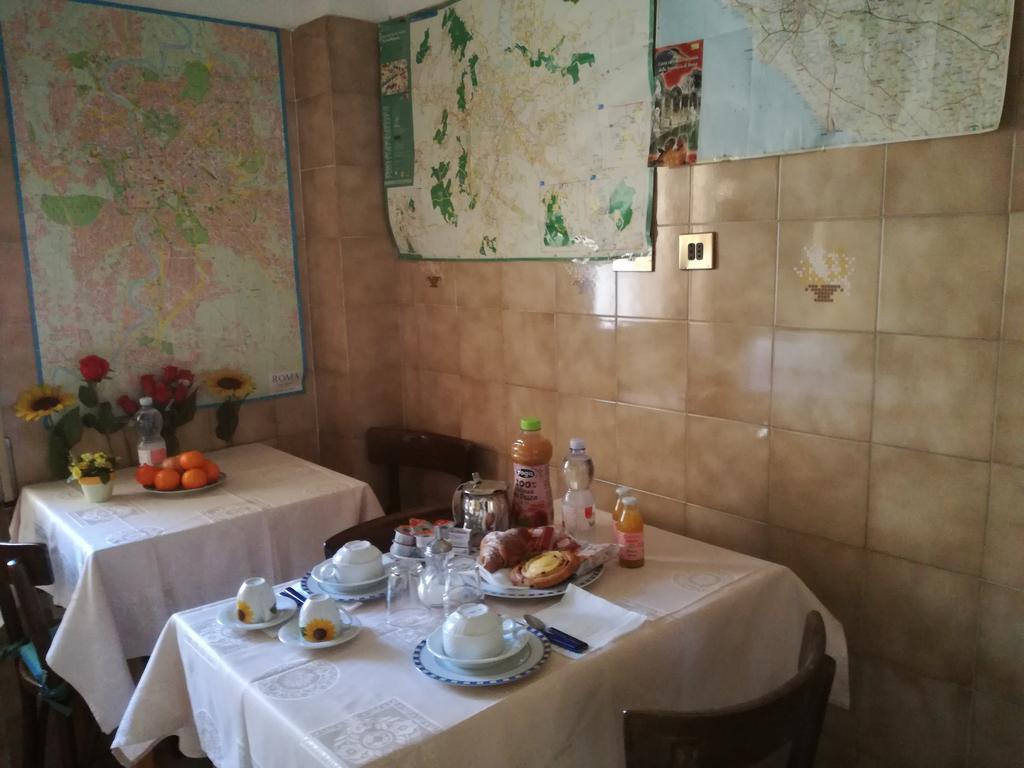 The Condottieri Rooms Рим Екстер'єр фото